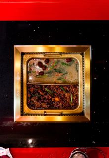 hot pot yin yang